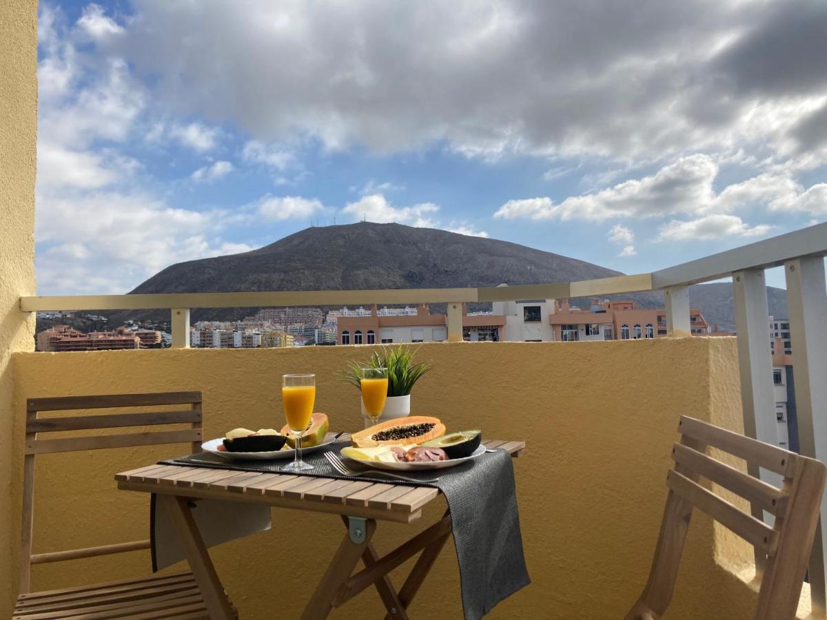 Preciosas Habitaciones En La Casa De May อาโรนา ภายนอก รูปภาพ