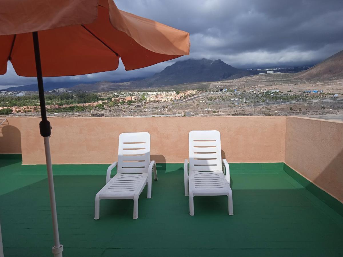 Preciosas Habitaciones En La Casa De May อาโรนา ภายนอก รูปภาพ