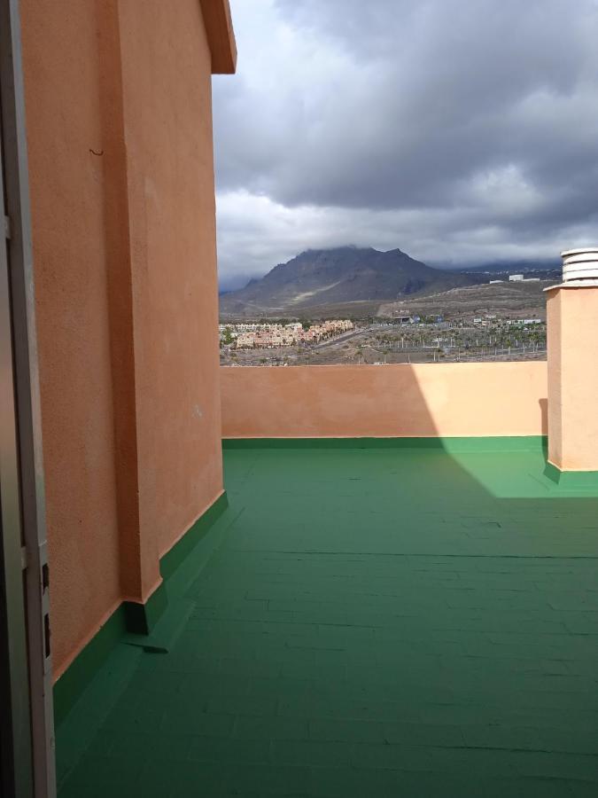 Preciosas Habitaciones En La Casa De May อาโรนา ภายนอก รูปภาพ